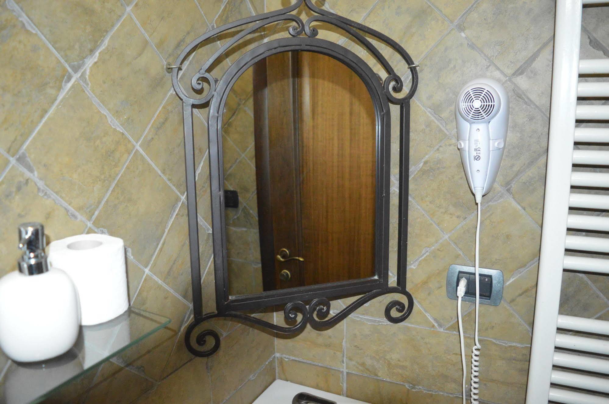 אריאנו אירפינו Villa Tre Colli Agri B&B מראה חיצוני תמונה