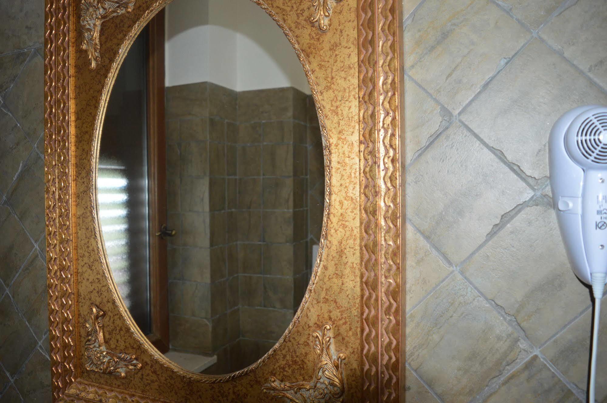 אריאנו אירפינו Villa Tre Colli Agri B&B מראה חיצוני תמונה