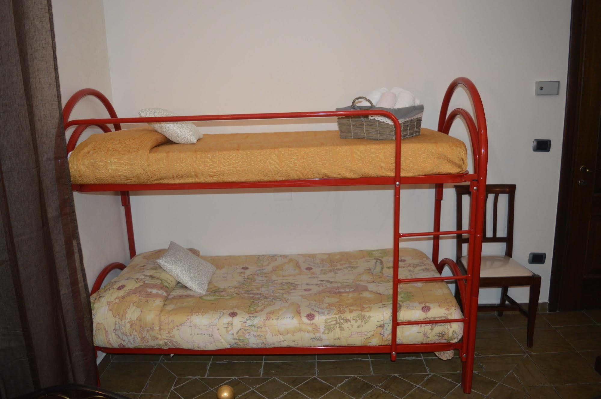 אריאנו אירפינו Villa Tre Colli Agri B&B מראה חיצוני תמונה