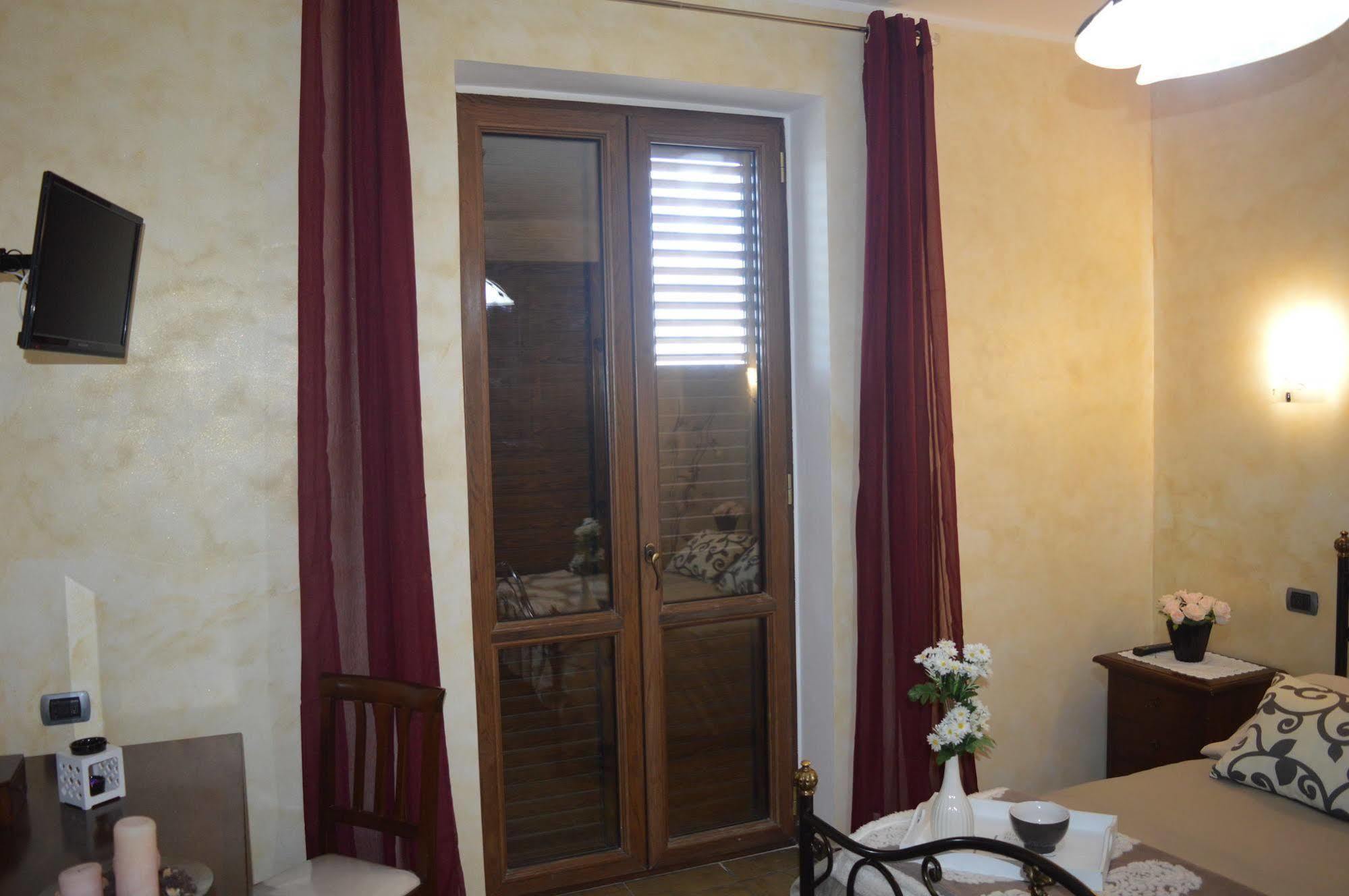 אריאנו אירפינו Villa Tre Colli Agri B&B מראה חיצוני תמונה